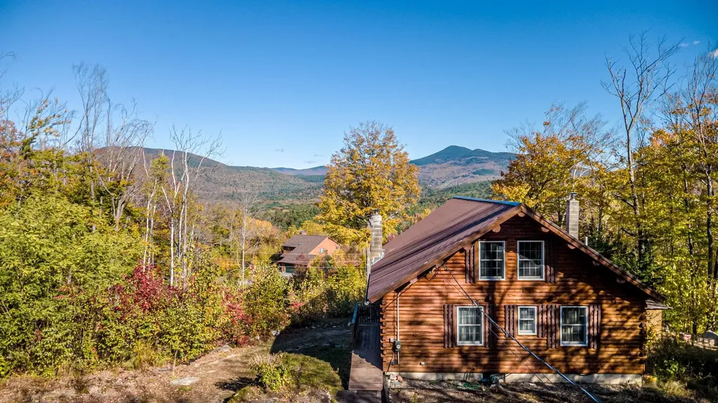 17 Pickering Road Bartlett NH 03812