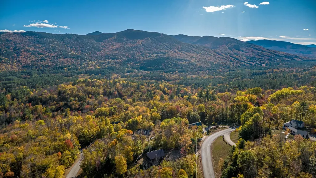 17 Pickering Road Bartlett NH 03812