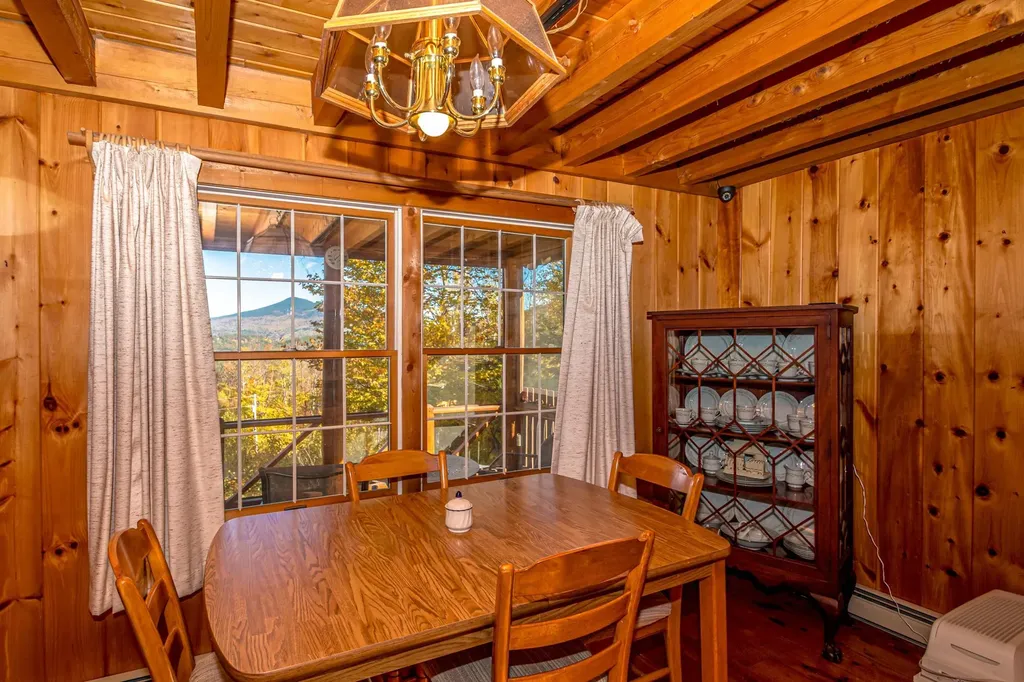 17 Pickering Road Bartlett NH 03812