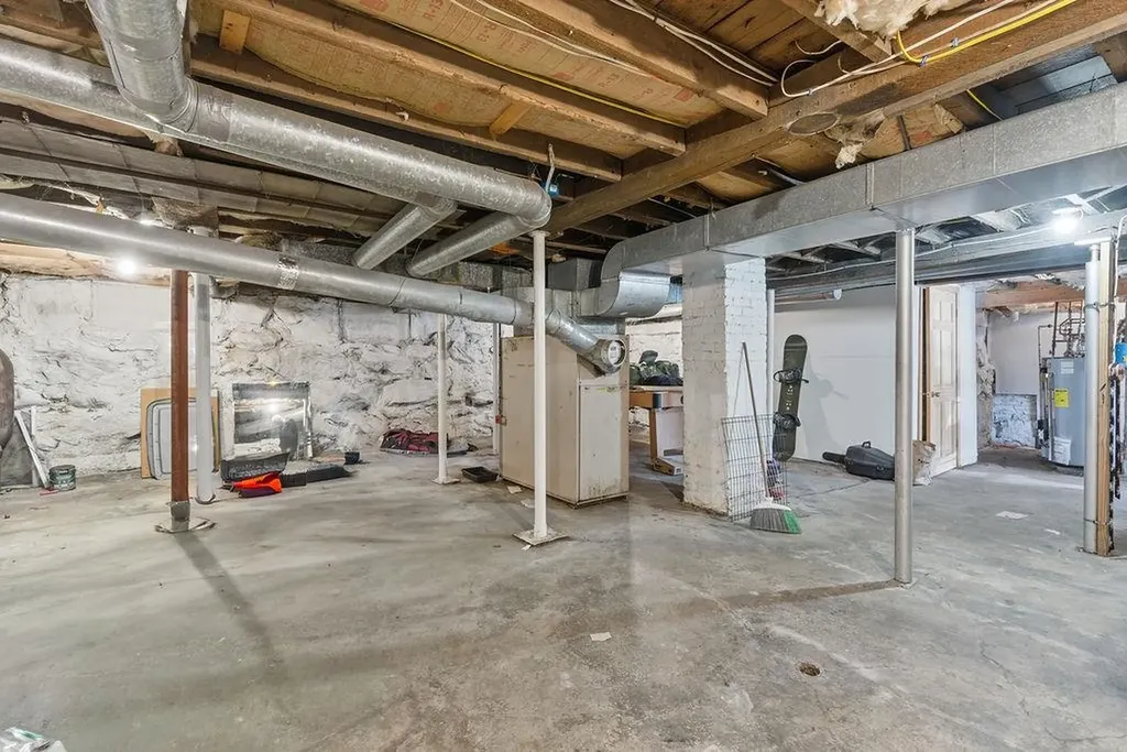 440 Laurel Street Manchester NH 03103