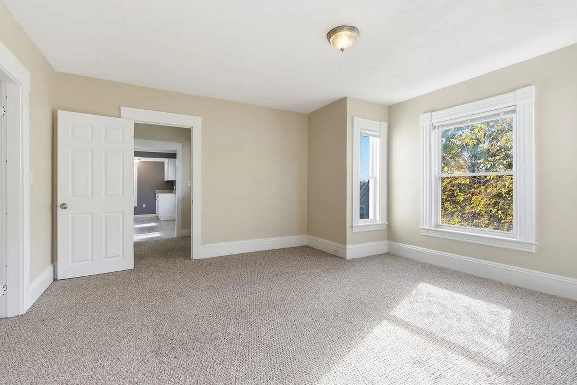 440 Laurel Street Manchester NH 03103