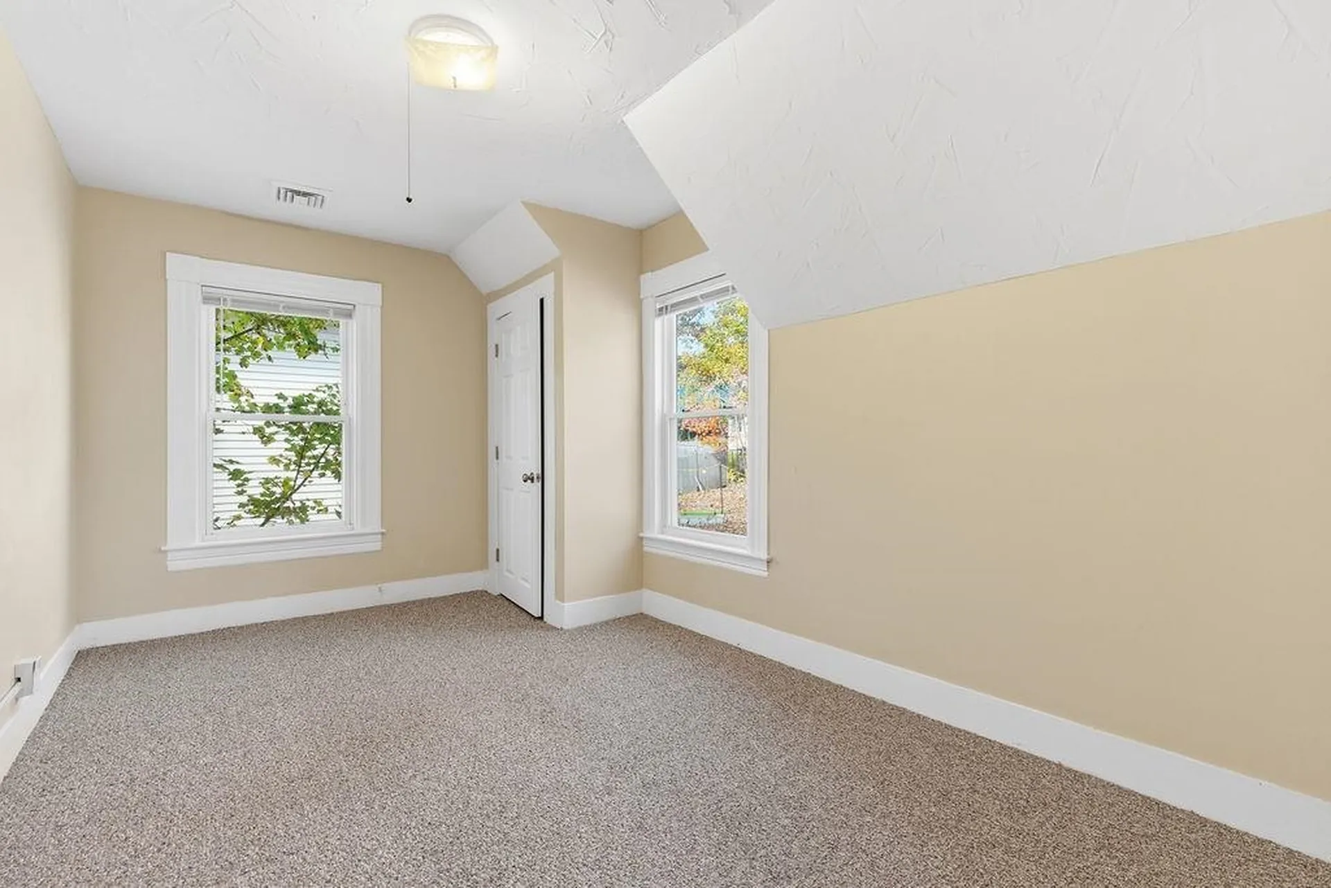 440 Laurel Street Manchester NH 03103