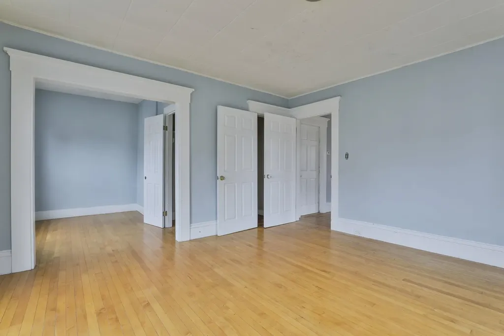 313 Amherst Street Manchester NH 03104