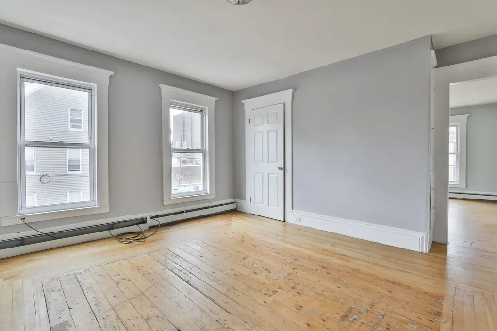 313 Amherst Street Manchester NH 03104