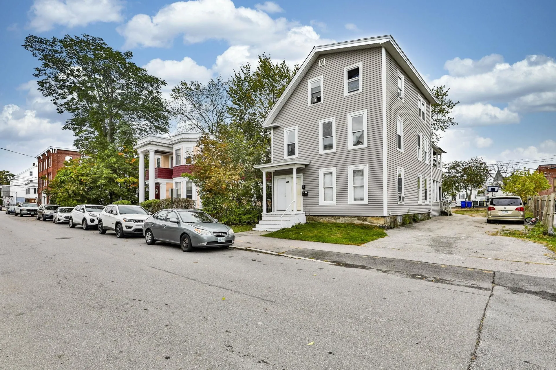 313 Amherst Street Manchester NH 03104