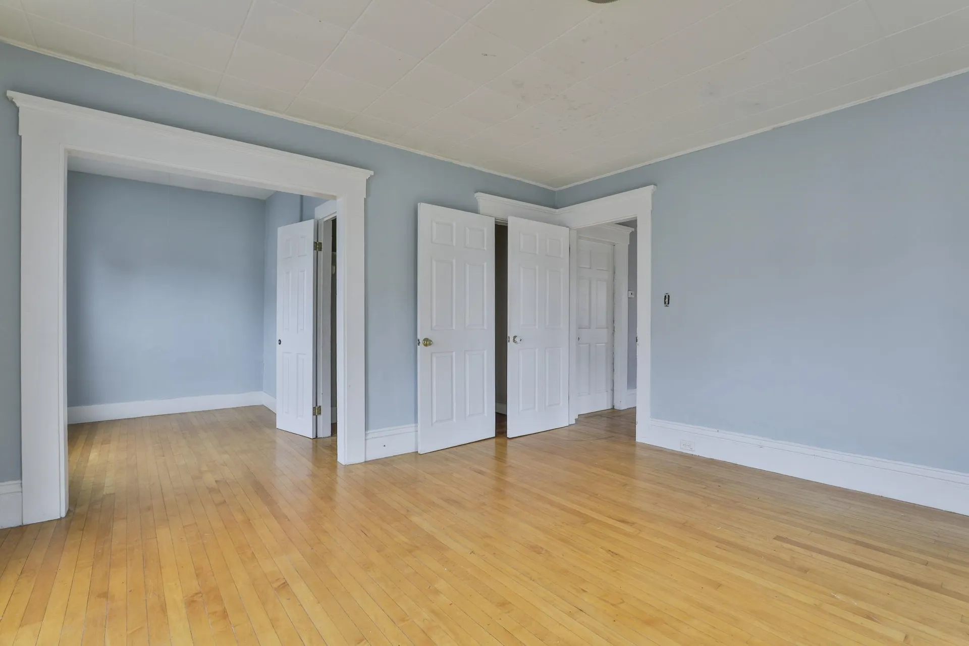 313 Amherst Street Manchester NH 03104