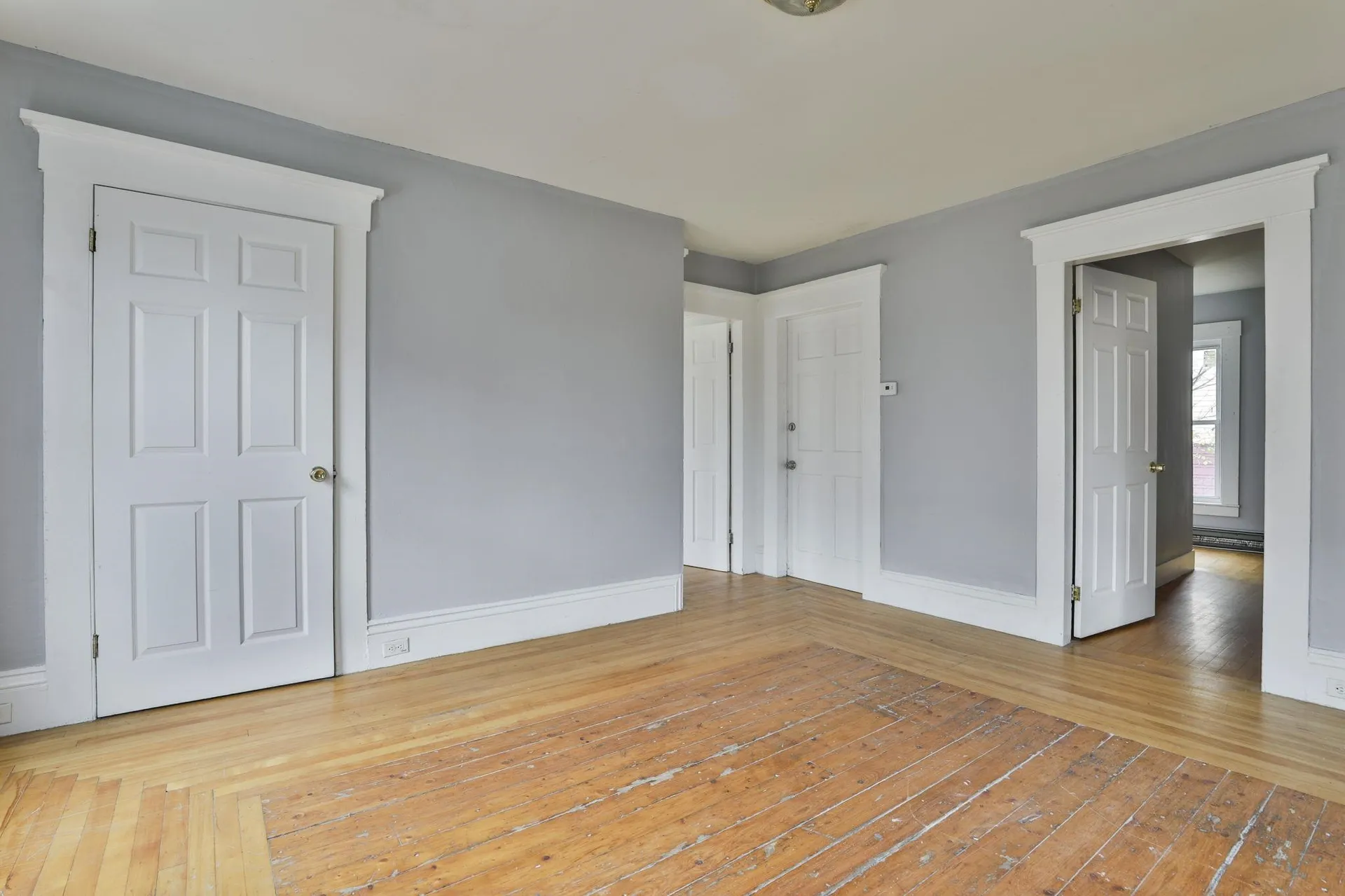 313 Amherst Street Manchester NH 03104