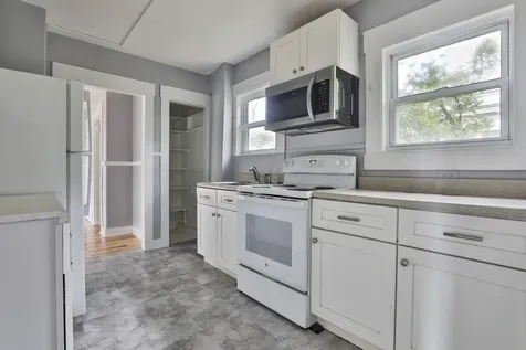 313 Amherst Street Manchester NH 03104