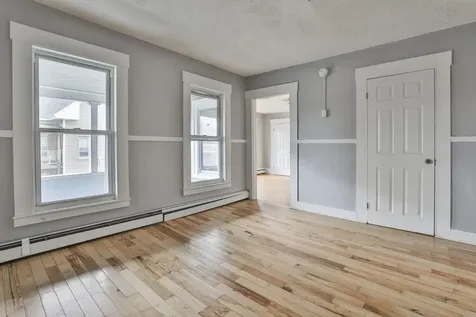 313 Amherst Street Manchester NH 03104