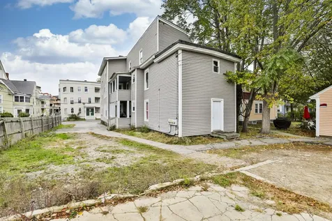 313 Amherst Street Manchester NH 03104