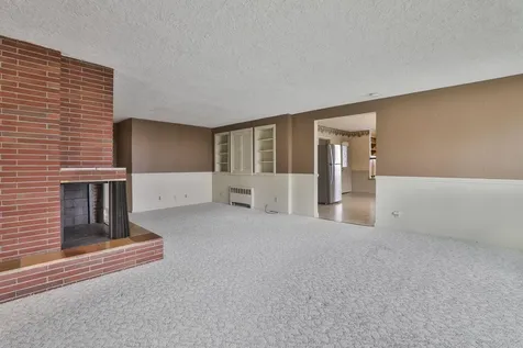 334 S River Road Bedford NH 03110