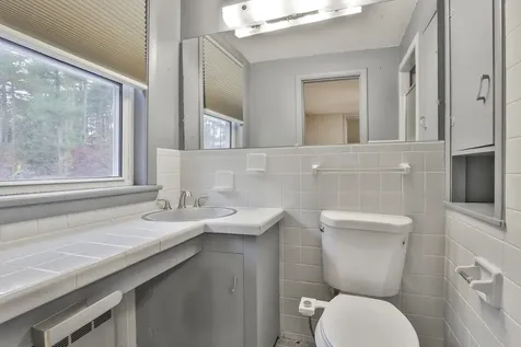 334 S River Road Bedford NH 03110