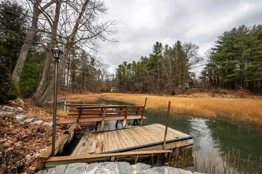 25 Nute Road Dover NH 03820