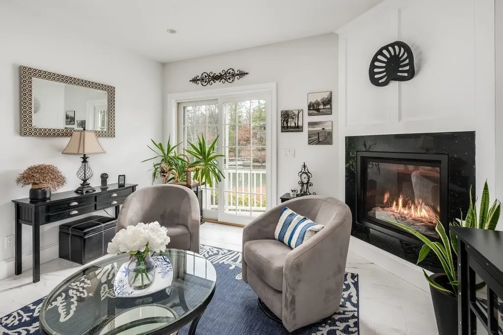 25 Nute Road Dover NH 03820