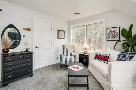 25 Nute Road Dover NH 03820