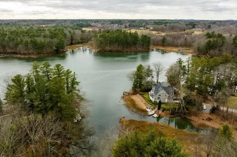 25 Nute Road Dover NH 03820