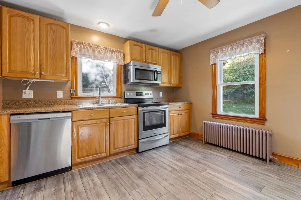 59 Pike Street Nashua NH 03060