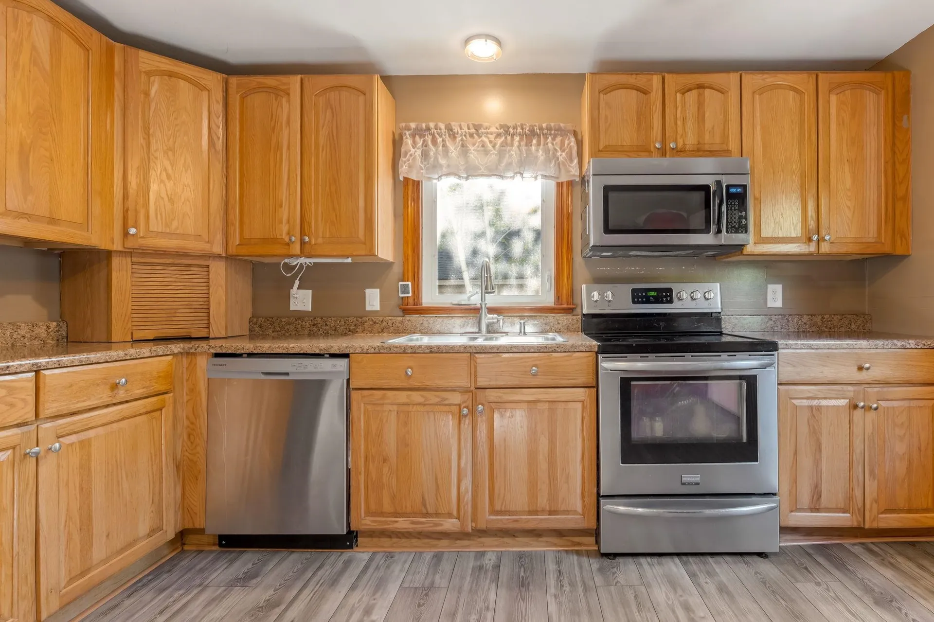 59 Pike Street Nashua NH 03060