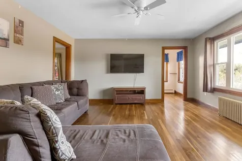 59 Pike Street Nashua NH 03060