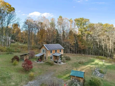 137 Pleasant Valley Road Brattleboro VT 05301