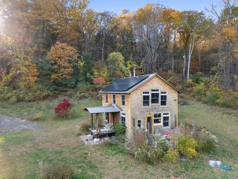 137 Pleasant Valley Road Brattleboro VT 05301