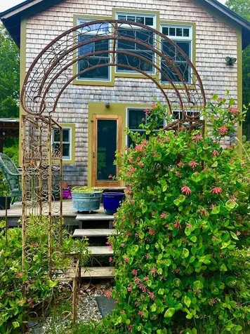 137 Pleasant Valley Road Brattleboro VT 05301