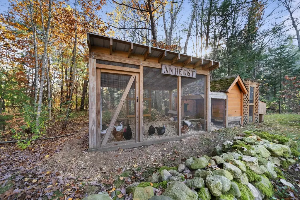 101 Horace Greeley Road Amherst NH 03031