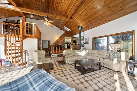 101 Horace Greeley Road Amherst NH 03031