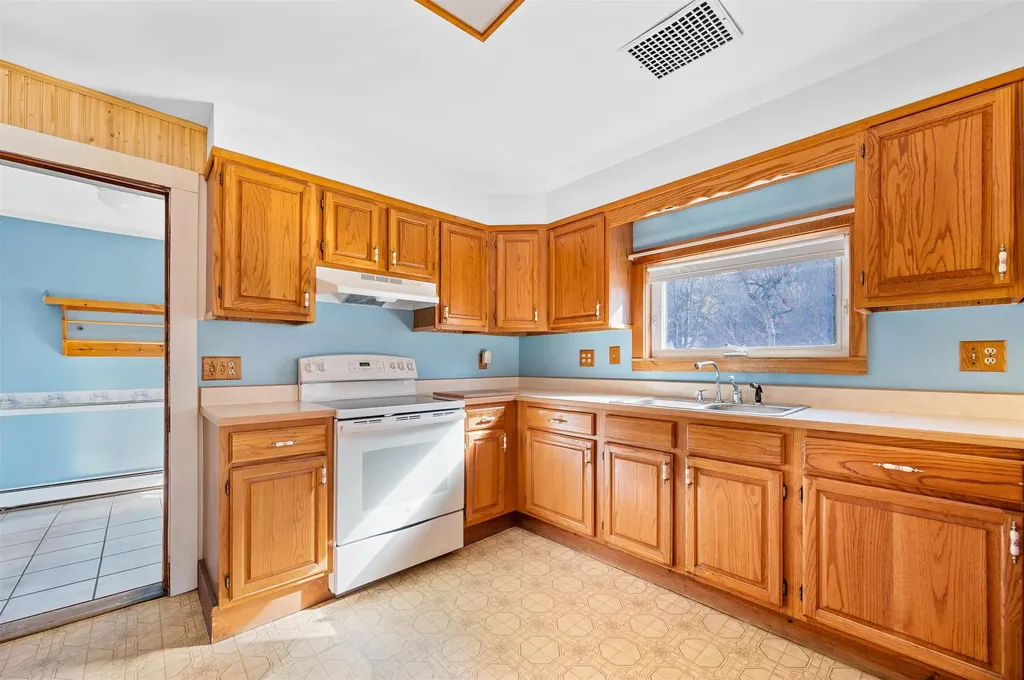 4655 Vt Route 14 Calais VT 05650