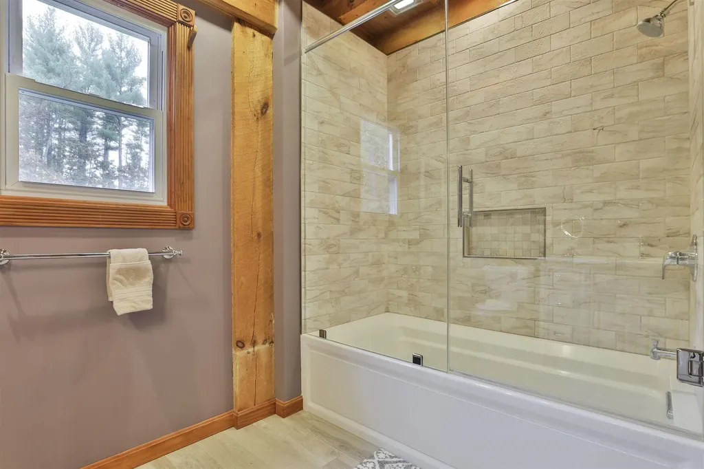 46 Oak Hill Road Brookline NH 03033