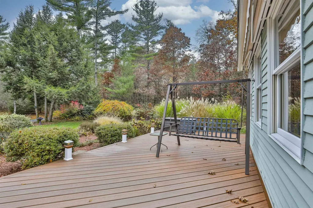 46 Oak Hill Road Brookline NH 03033