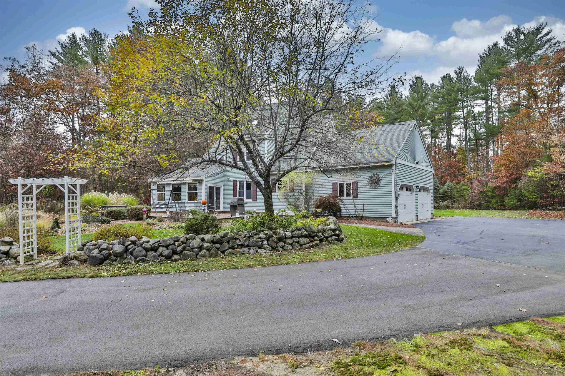 46 Oak Hill Road Brookline NH 03033