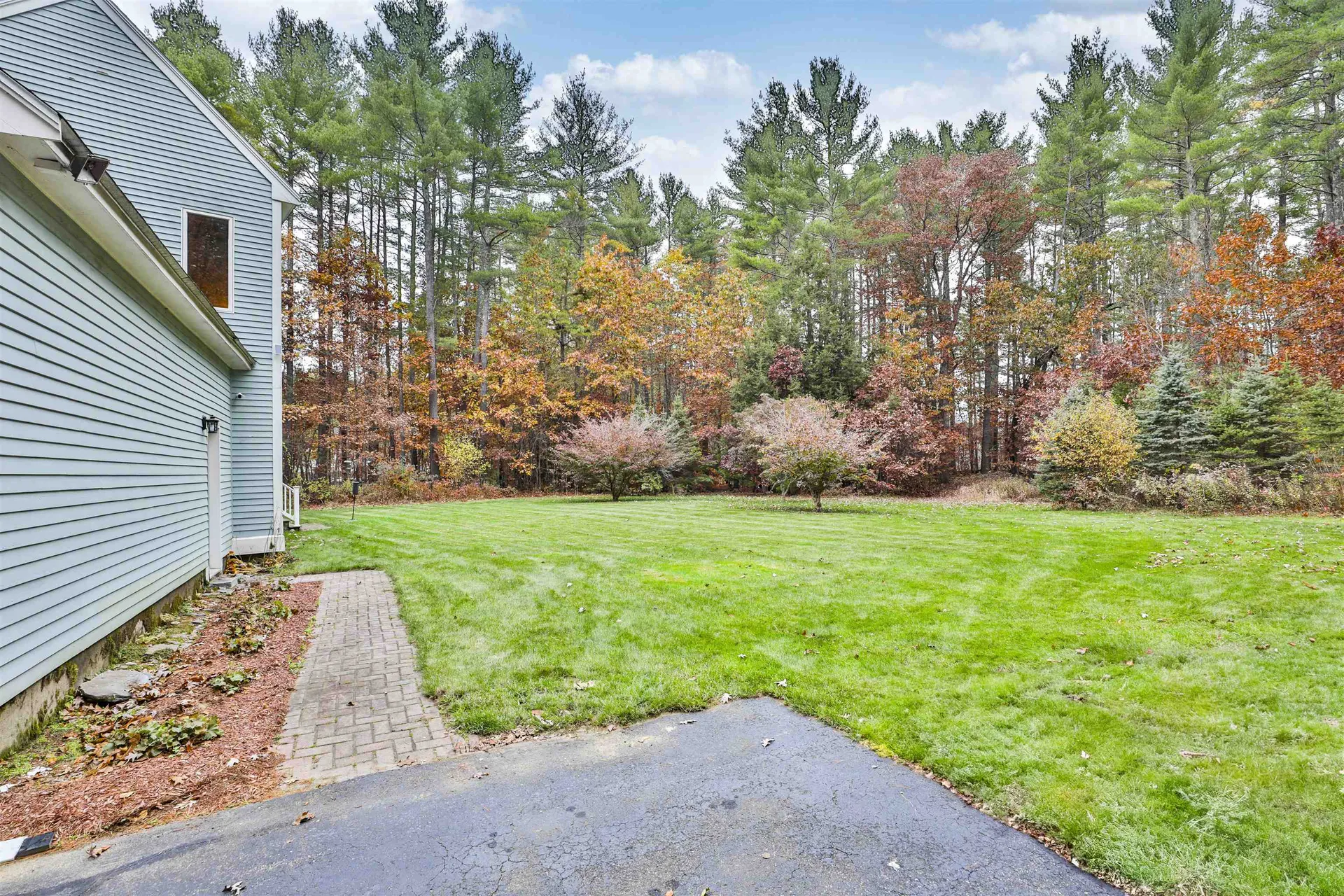46 Oak Hill Road Brookline NH 03033