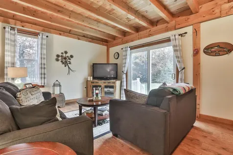 46 Oak Hill Road Brookline NH 03033