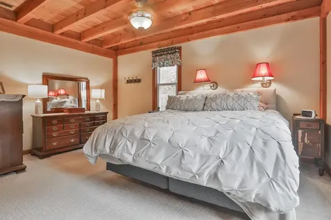 46 Oak Hill Road Brookline NH 03033