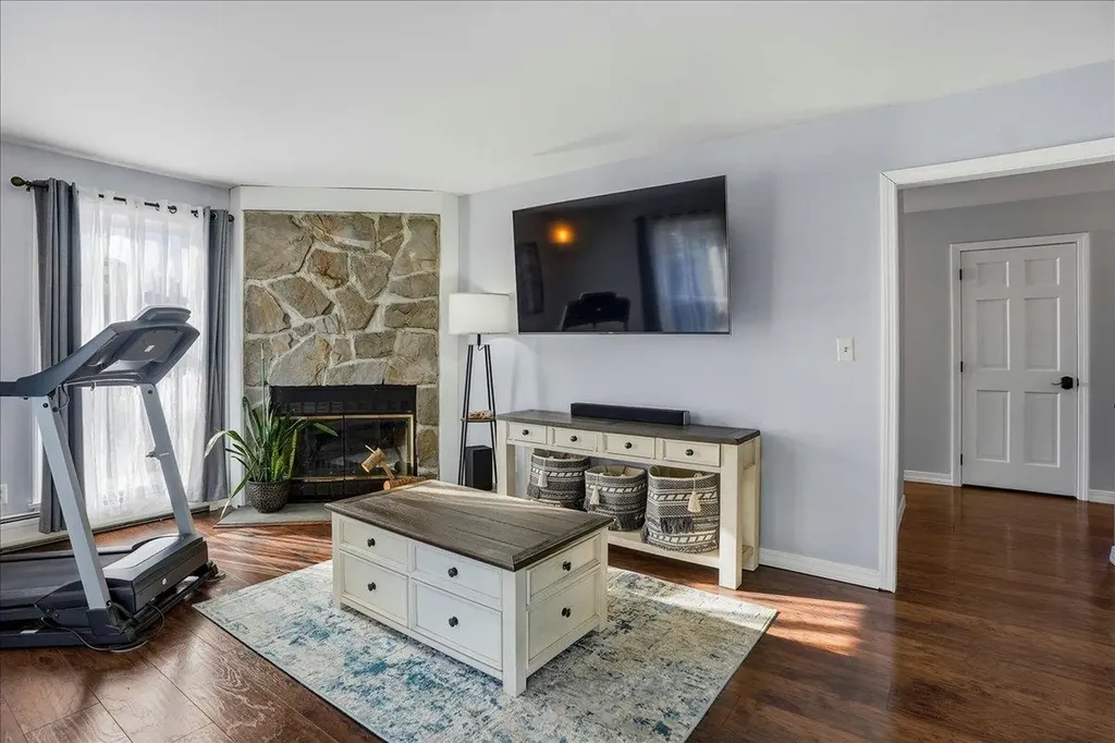 852 Vt Route 109 Waterville VT 05492