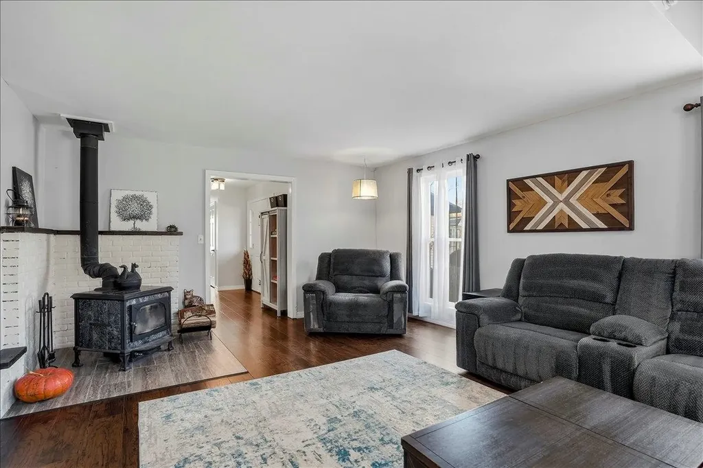 852 Vt Route 109 Waterville VT 05492