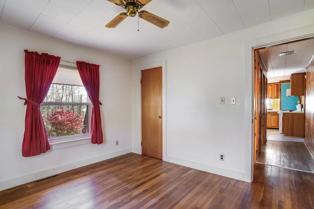 29 N Main Street Antrim NH 03440