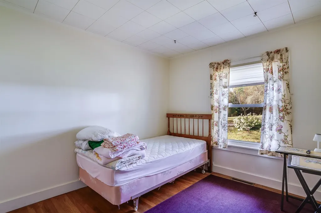 29 N Main Street Antrim NH 03440