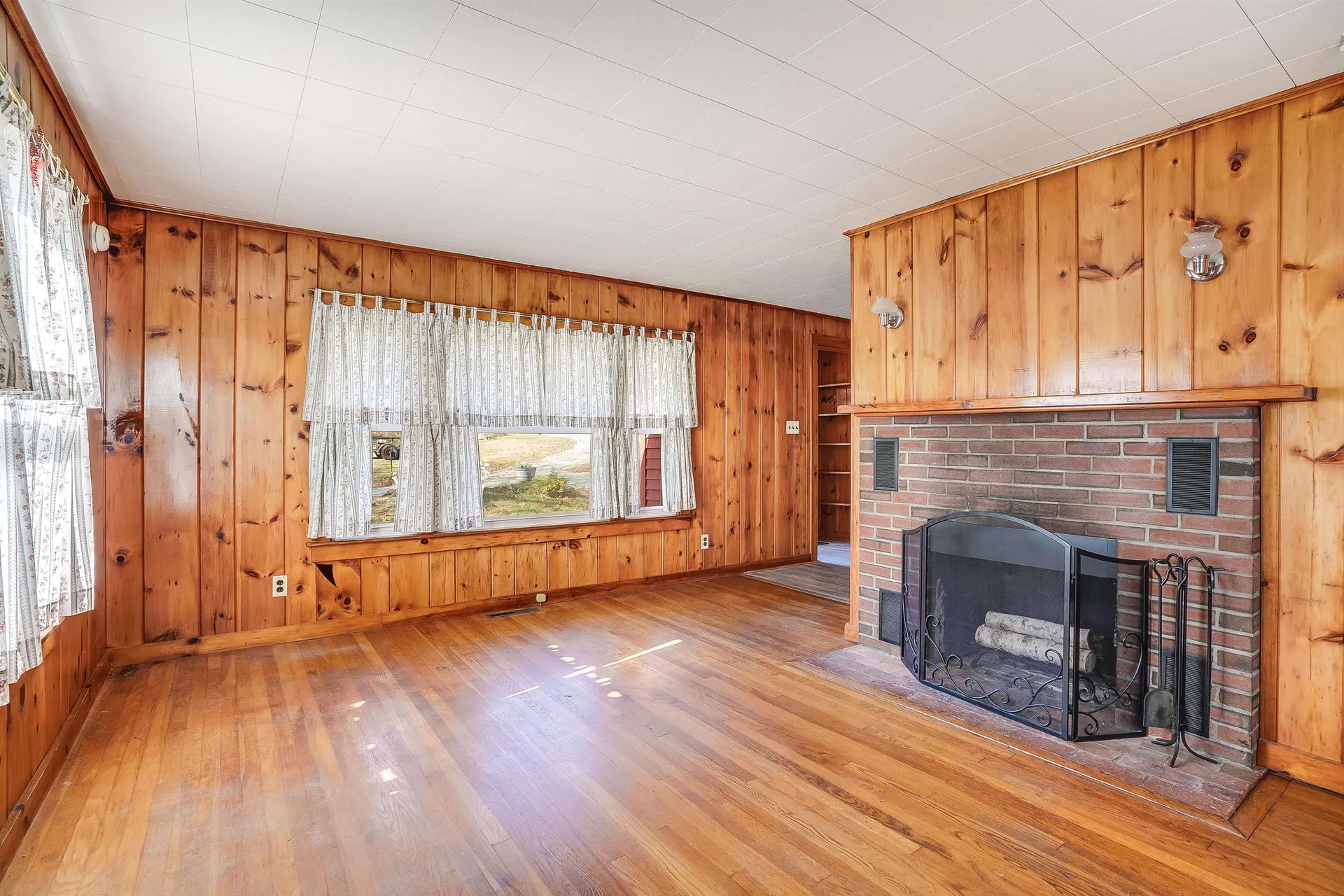 29 N Main Street Antrim NH 03440