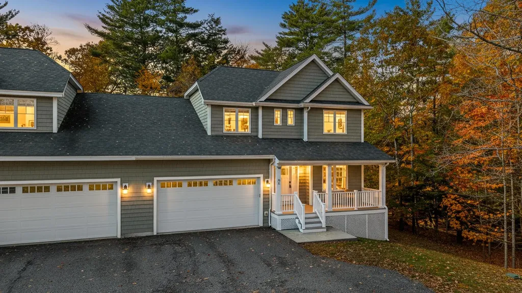 36 Winnicut Road North Hampton NH 03862