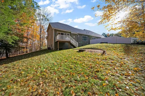 36 Winnicut Road North Hampton NH 03862