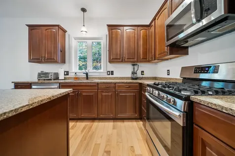 36 Winnicut Road North Hampton NH 03862