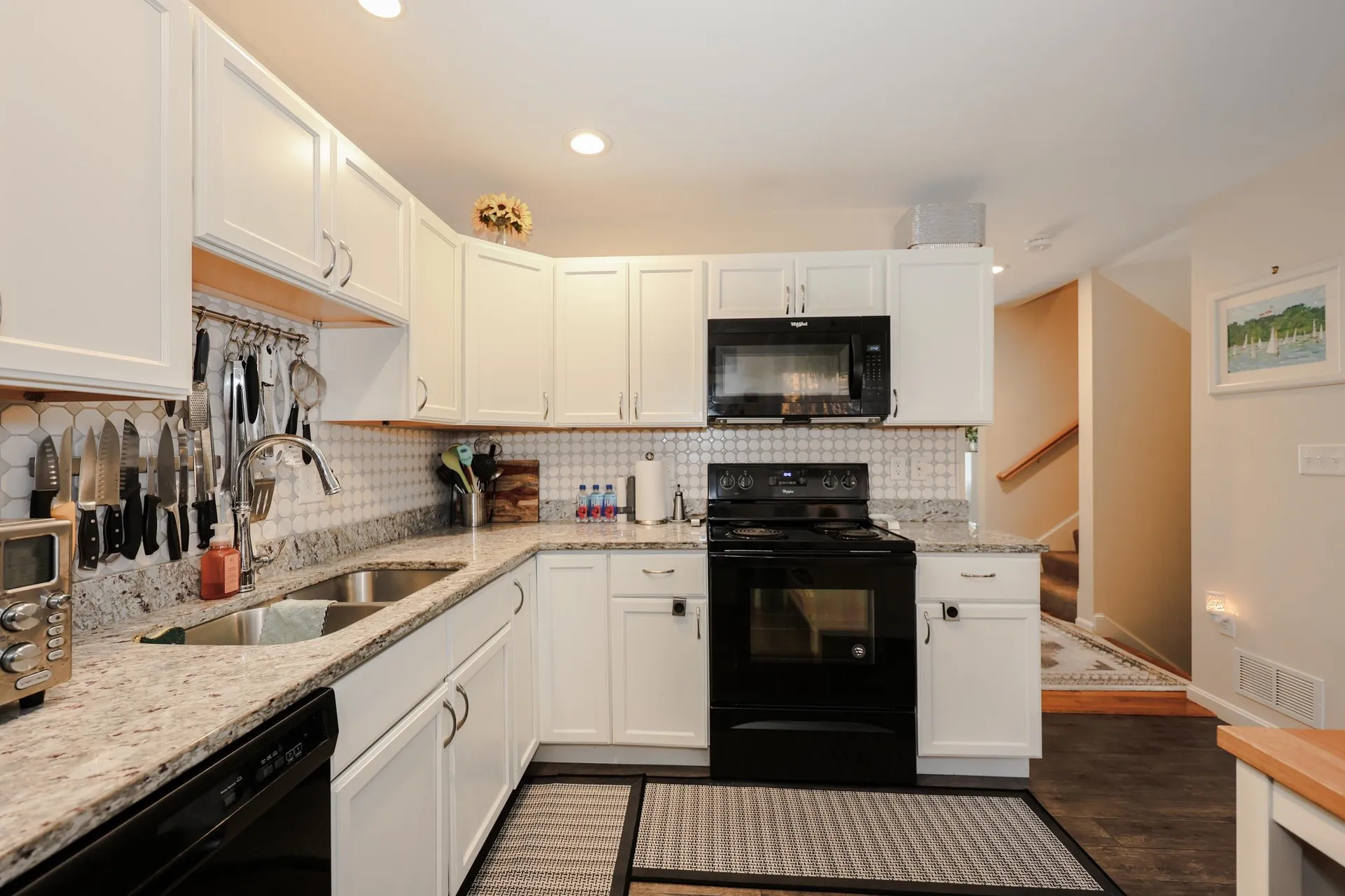 192 Karatzas Avenue Manchester NH 03104