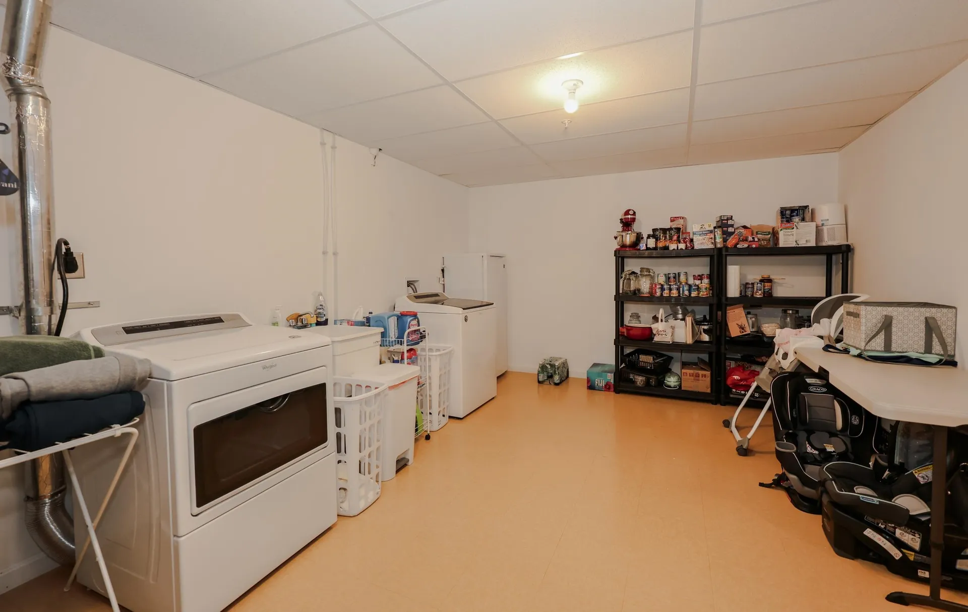 192 Karatzas Avenue Manchester NH 03104