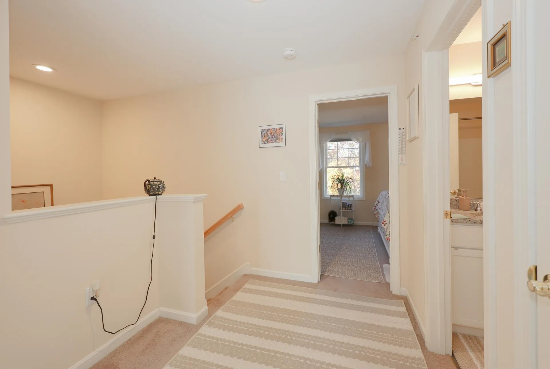 192 Karatzas Avenue Manchester NH 03104