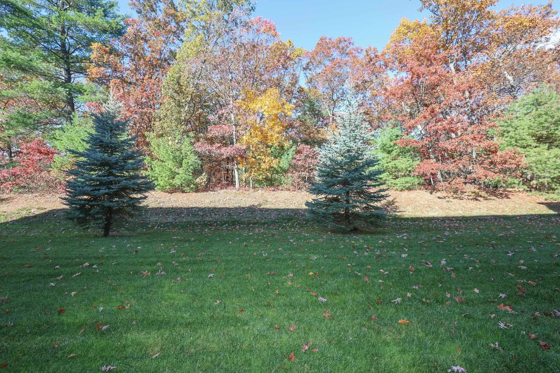 192 Karatzas Avenue Manchester NH 03104