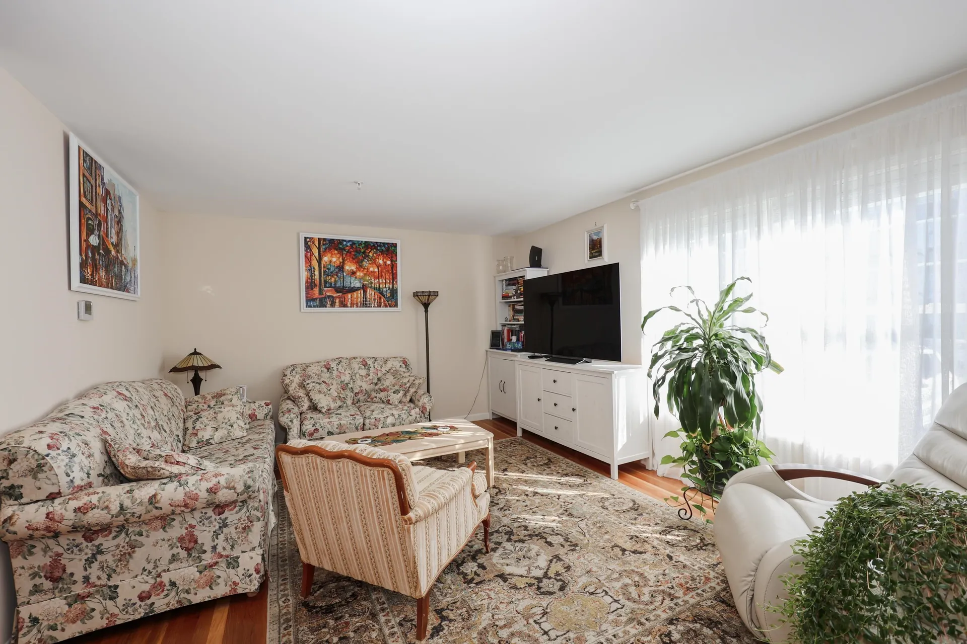 192 Karatzas Avenue Manchester NH 03104