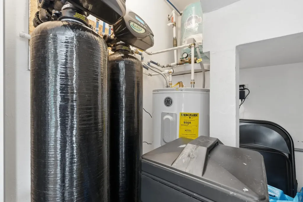 19 Depot Road Chichester NH 03258