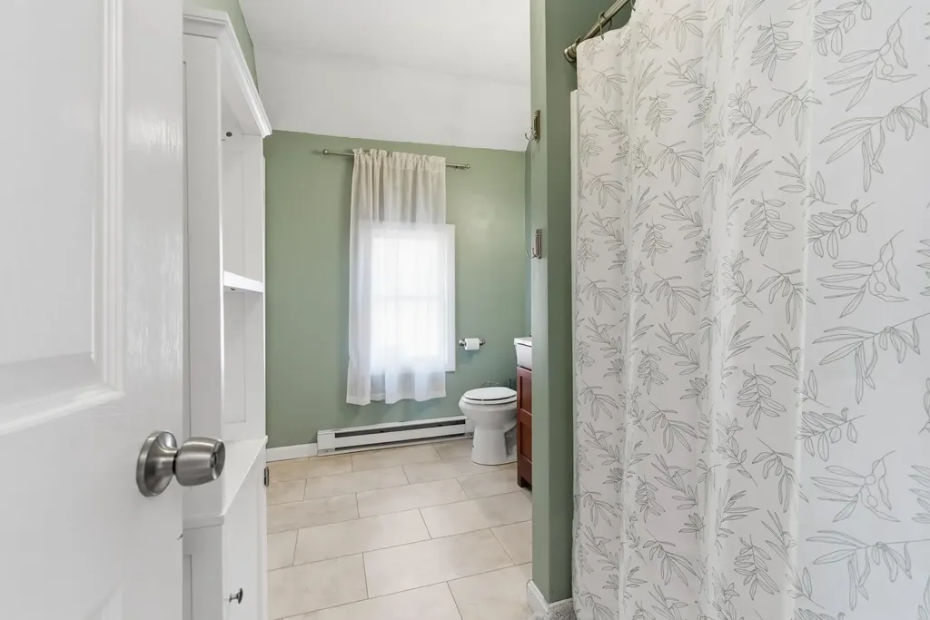 19 Depot Road Chichester NH 03258